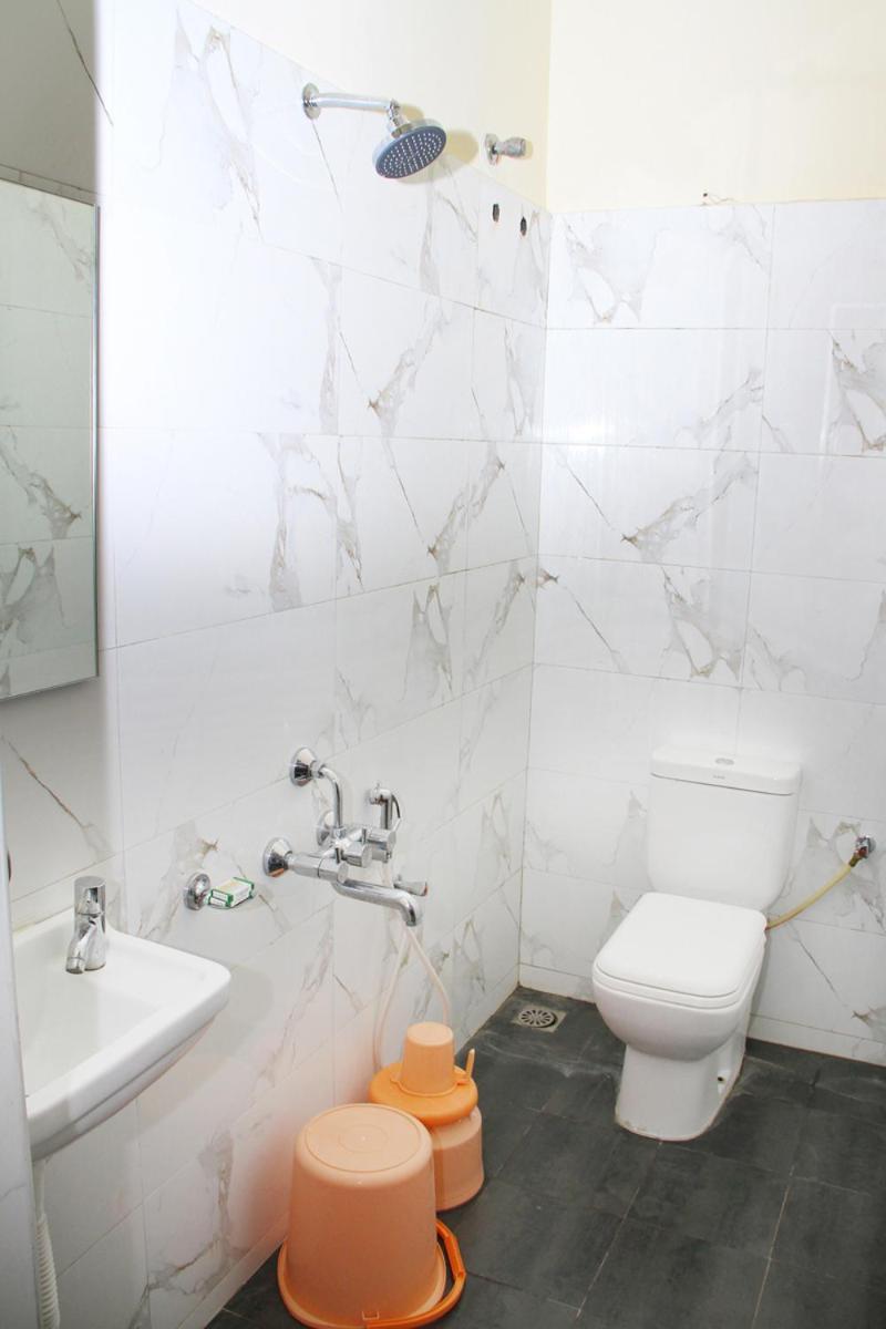 Mp Residency Hotell Kumbakonam Exteriör bild