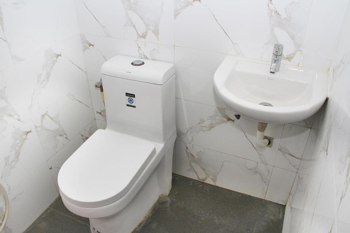 Mp Residency Hotell Kumbakonam Exteriör bild