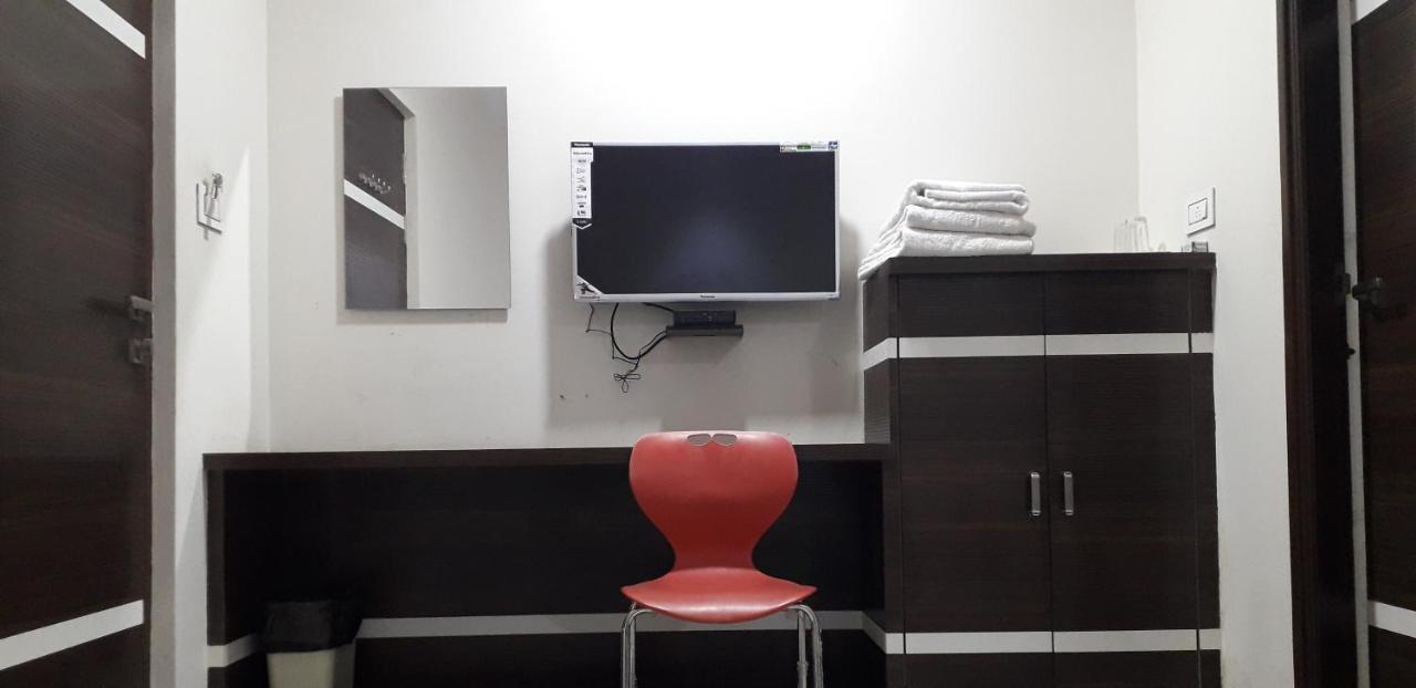 Mp Residency Hotell Kumbakonam Exteriör bild
